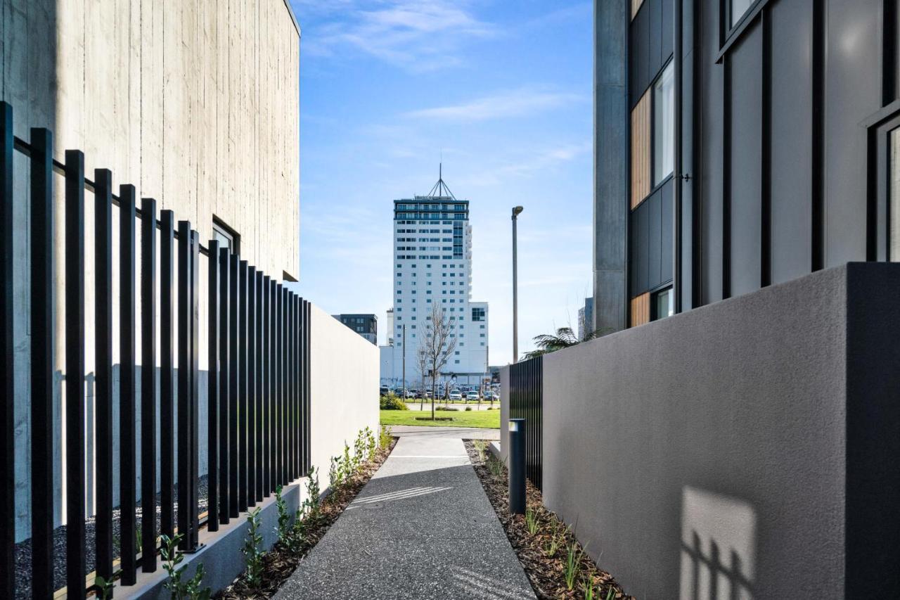 Floor Luxury W Sunny Balcony Apartamento